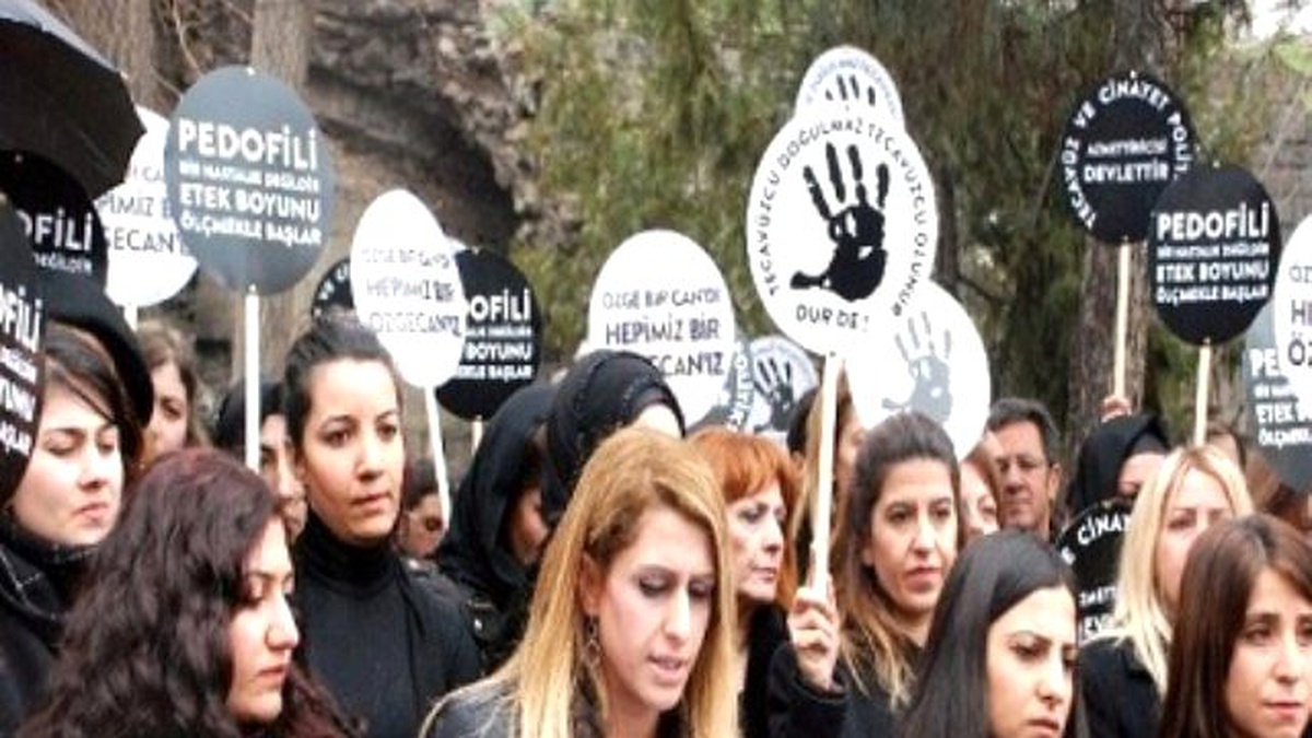 Diyarbakır\'dan Özgecan\'ın Katillerine Sert Tepki