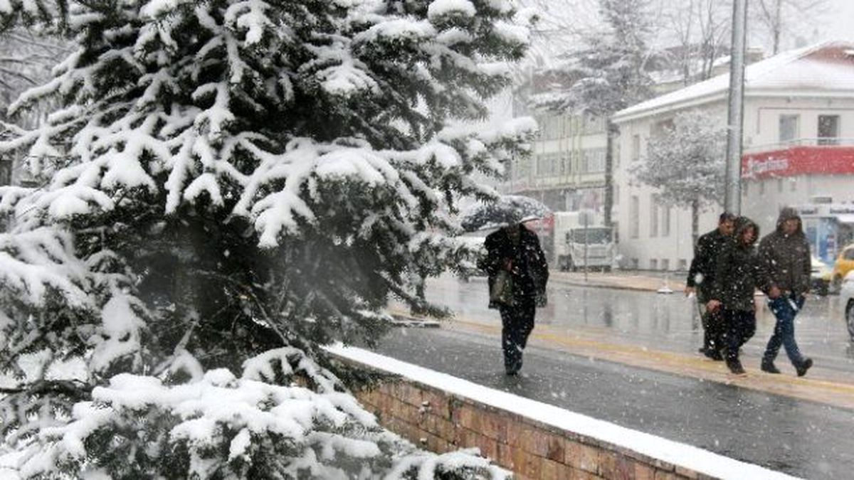 Düzce Beyaza Büründü