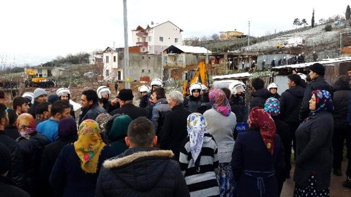 İzmit'te Olaylı Yıkım