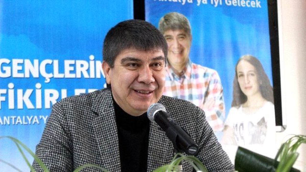 Kız Öğrencinin Bira Festivali Sorusuna Başkandan Nasihatlı Yanıt