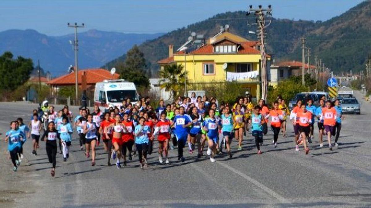 Kros Yarı Final Koşuları Ortaca\'da Yapıldı