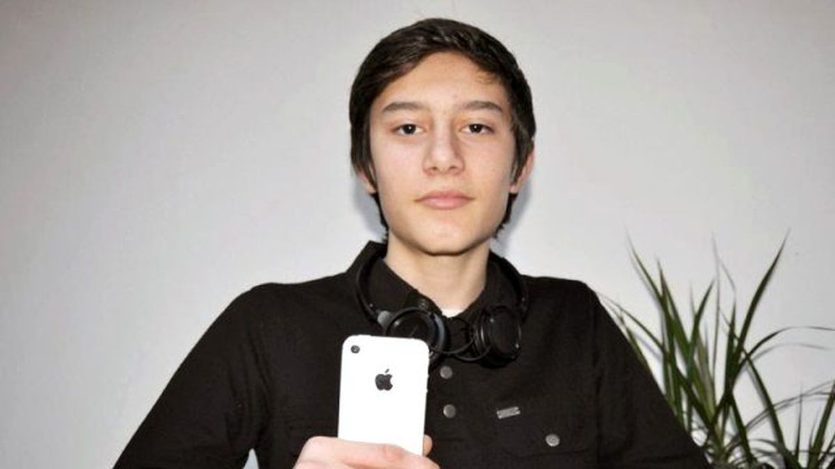 Liseli Genç Apple\'nın Açığını Buldu