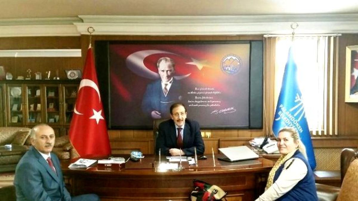 Olcay Beyoğlu\'ndan Başkan Bulutlar\'a Ziyaret…
