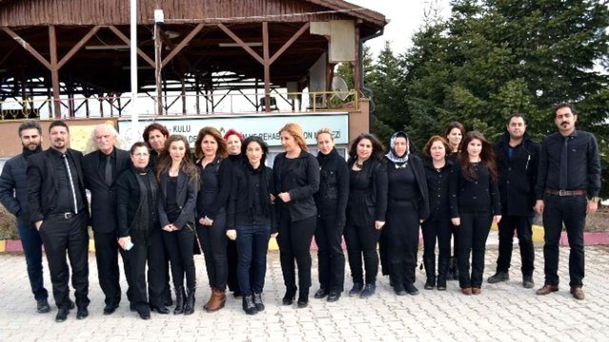 Özgecan Aslan İçin Siyah Giyindiler