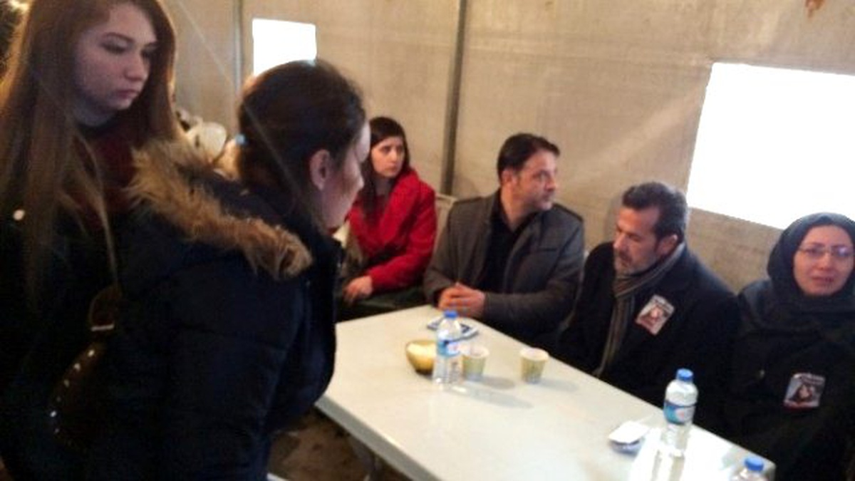 Özgecan\'ın Okul Arkadaşı Taziyede Fenalık Geçirdi