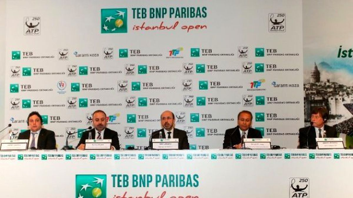 Roger Federer İstanbul\'a Geliyor