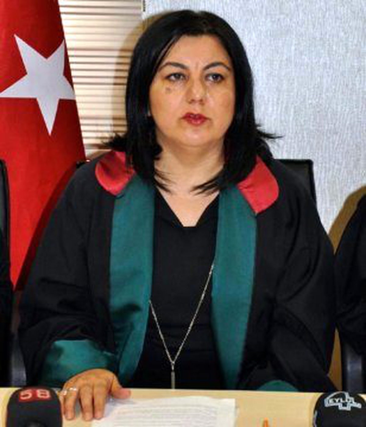 Sivas\'ta Avukatlardan \'Özgecan\' Tepkisi