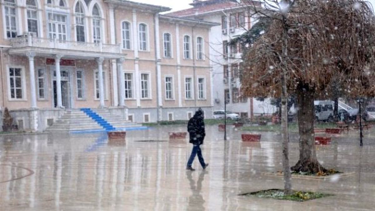 Tekirdağ Güne Karla Başladı