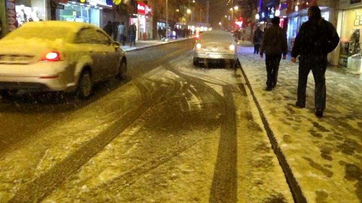 Zonguldak\'ta Kar Mesaisi