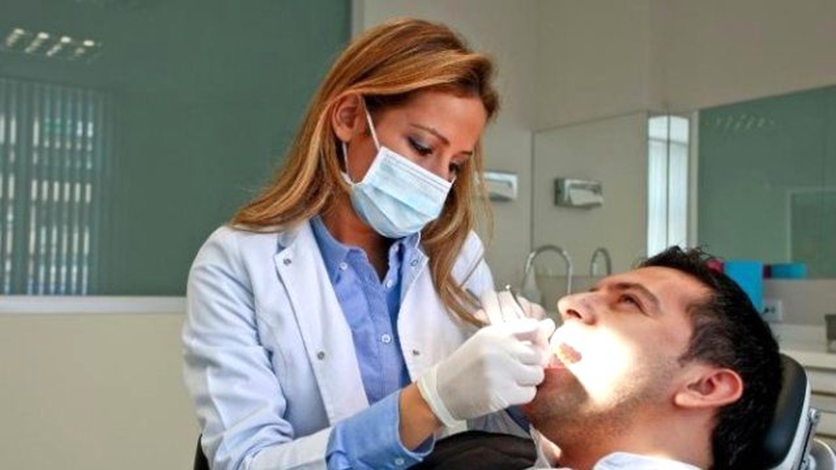 20 Yaş Dişleri Çekilmek Zorundamıdır?