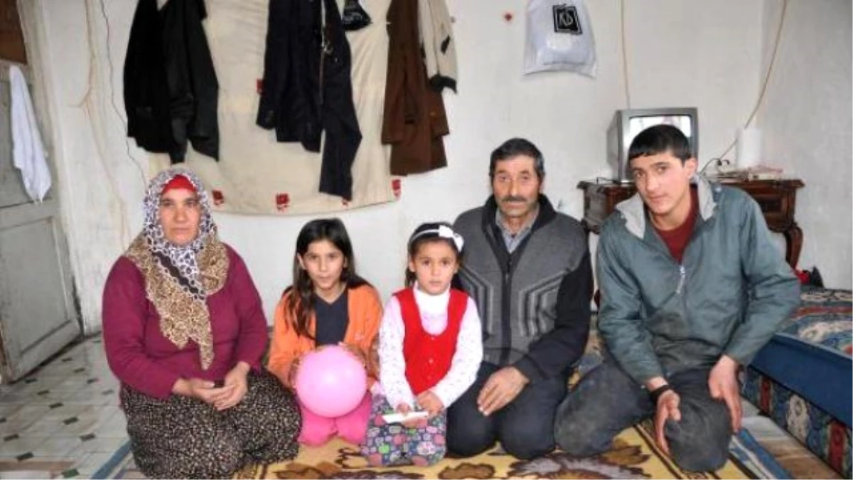 6 Kişilik Aile, Kent Ortasında Sefaleti Yaşıyor