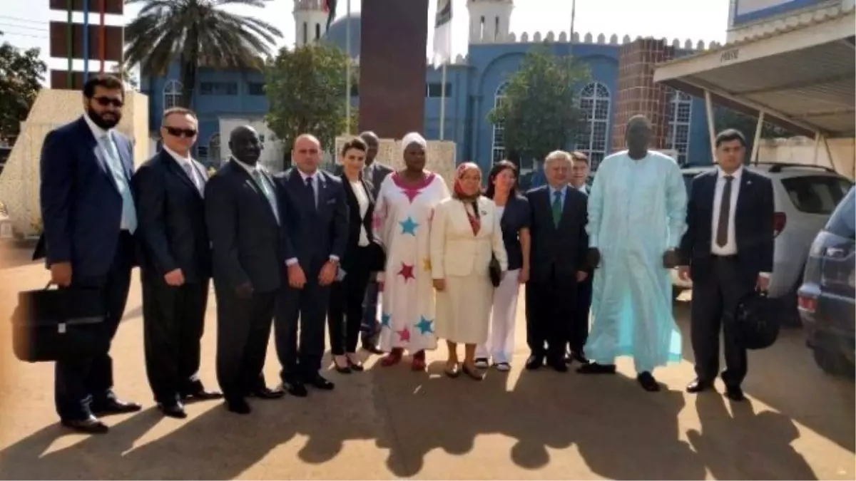 Aydınlı İş Adamları Gambiya\'yı Fethetti