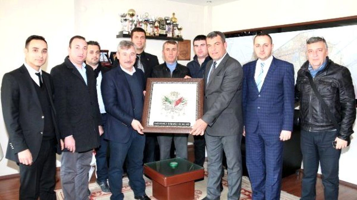 Başkan Yaralı\'ya Osmanlı Tuğrası