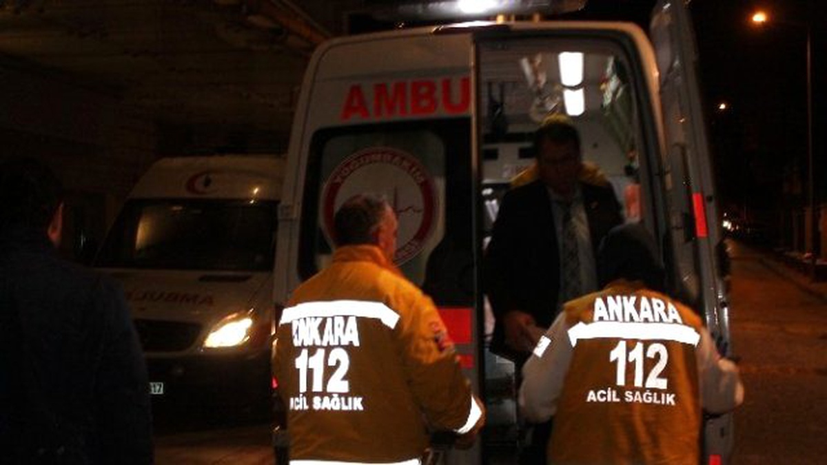 CHP\'li Vekiller, Tedavi Gören Musa Çam\'ı Ziyaret Etti