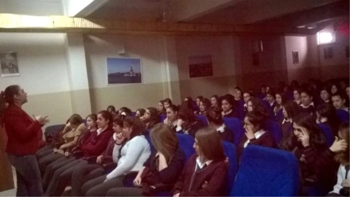 Edirne\'de Kadınlara Yönelik Eğitim Seminerleri Arttırılmaya Başlandı