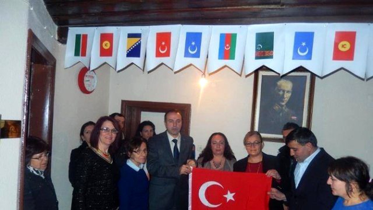 Eskişehirli Ülkücülerden Hayme Ana Kadınlar Derneğine Ziyaret