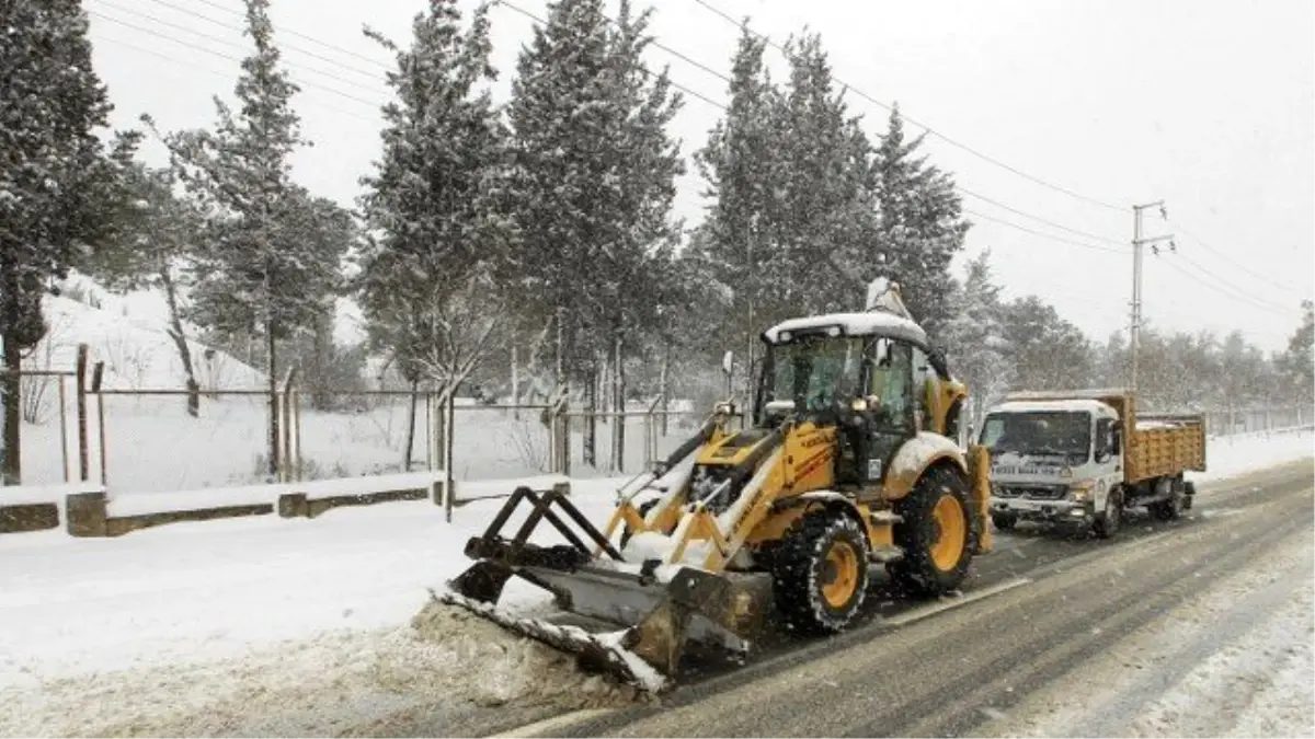 Gebze\'de Ulaşıma Kar Engeli Yok