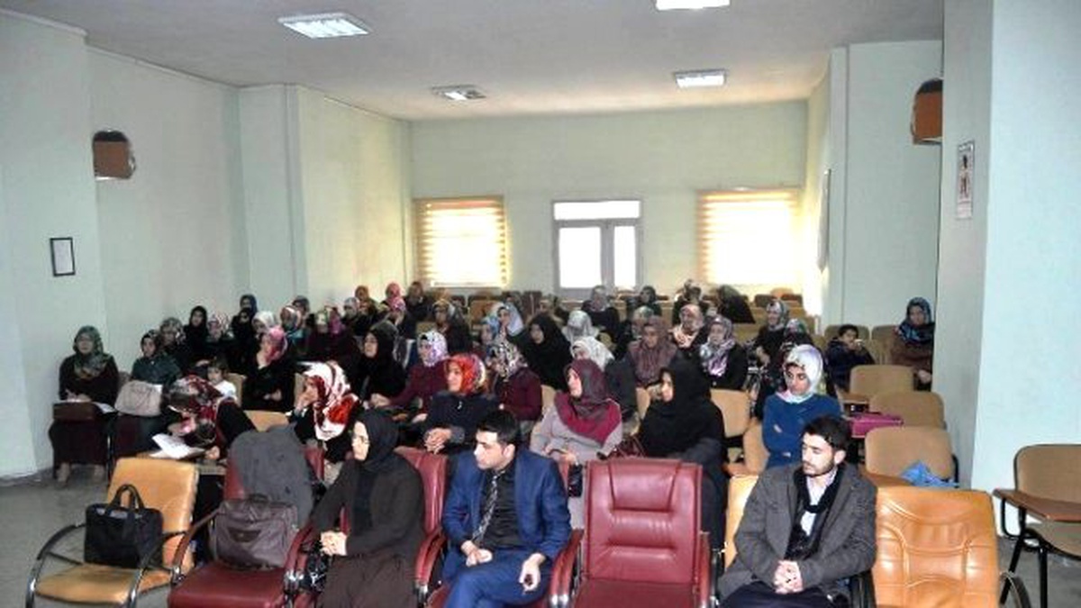 Iğdır\'da "Ailemiz Her Şeyimiz, Ağızlar Kirlenmesin" Projesi