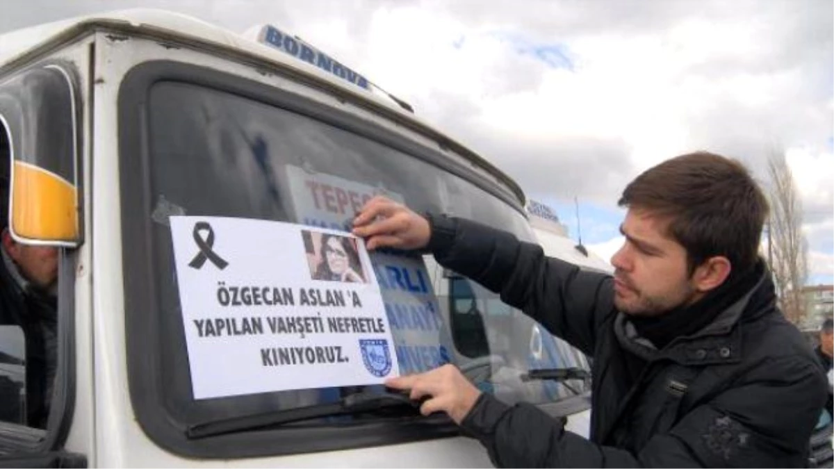 İzmir\'de Minibüsçülerden Özgecan Aslan Cinayetine Tepki