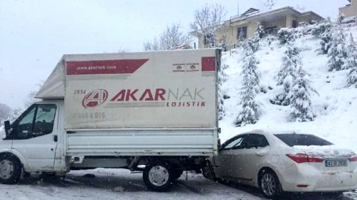 Kazalar Nedeniyle D-100 Kapandı