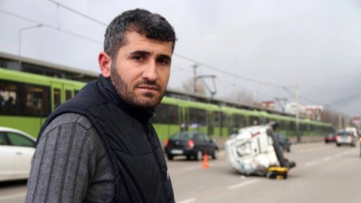 Yan Yatan Araçtan İnanılmaz Kurtuluş