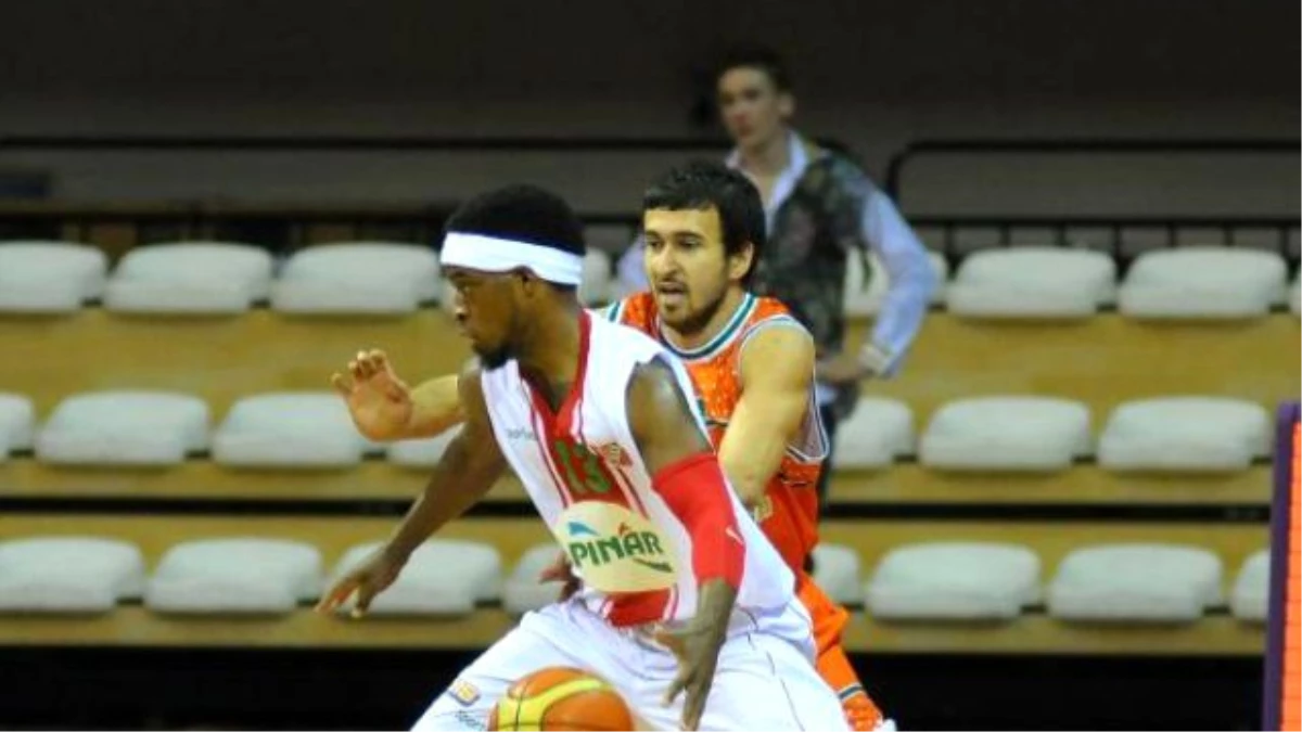 Pınar Karşıyaka-Banvit: 89-64