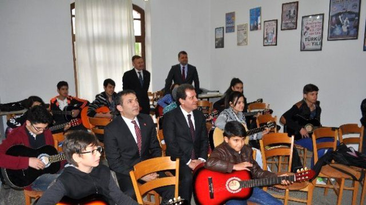 Silifke Gençlik Kültür ve Sanat Merkezi 14 Dalda 784 Kursiyere Eğitim Veriliyor