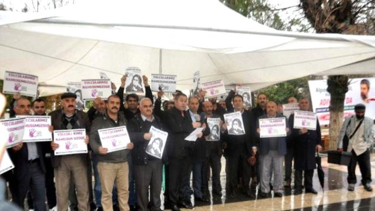 Şoförlerden \'Yolcular Namusumuzdur\' Protestosu