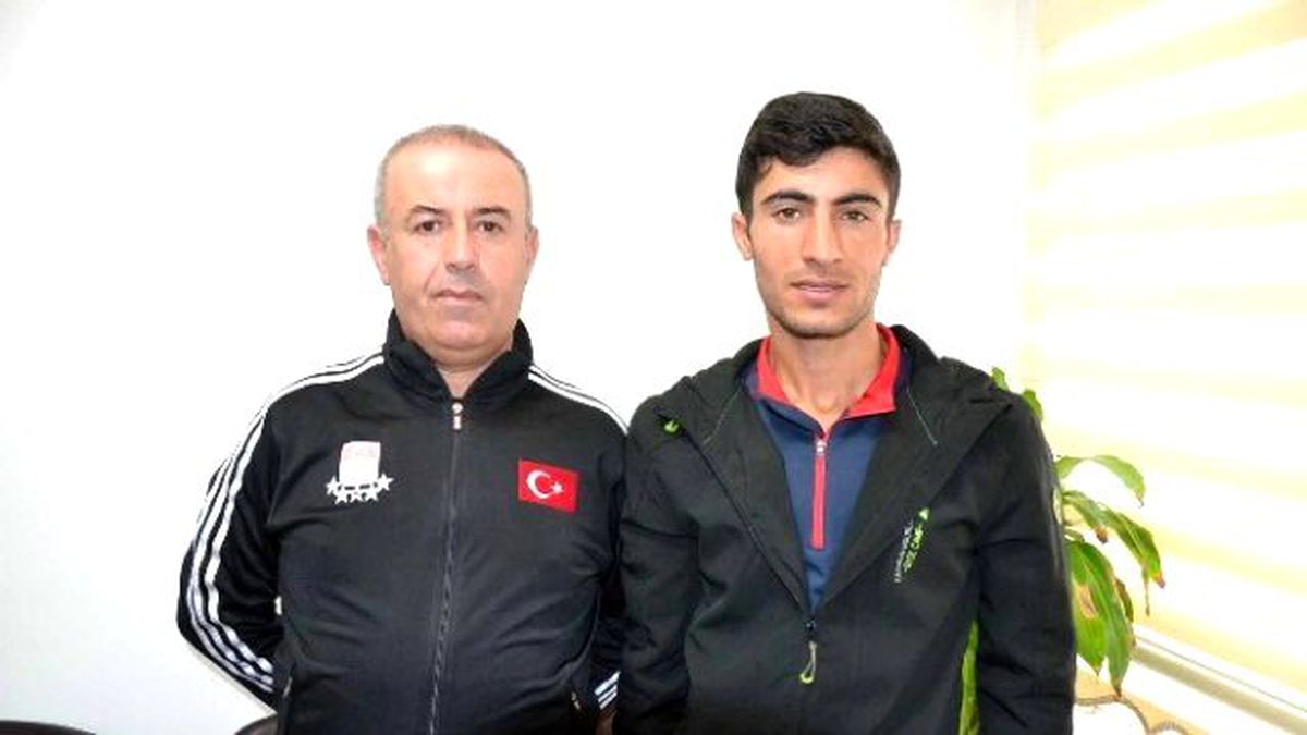 Vanlı Ayçiçek İsveç\'te Türkiye\'yi Temsil Edecek
