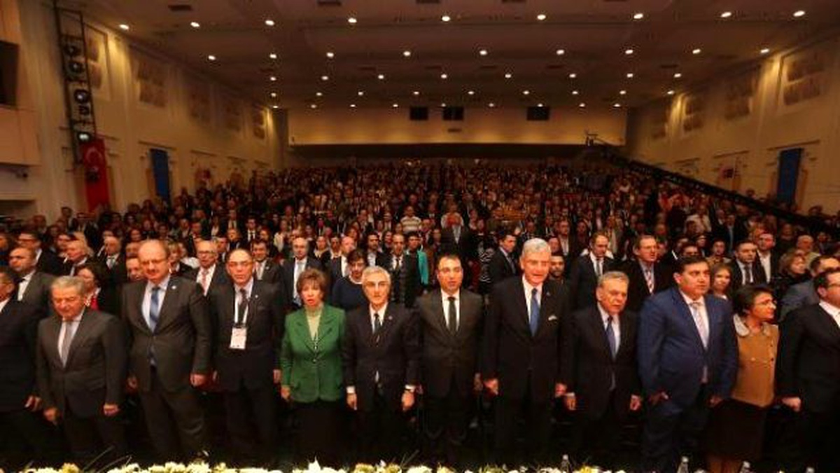 AB Bakanı Bozkır; Meclis Kavga Yeri Değil (2)
