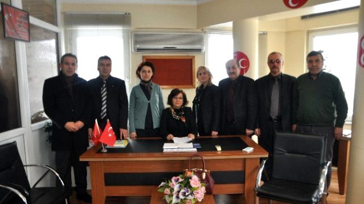 Bozüyük MHP\'den Özgecan Cinayetine Tepki