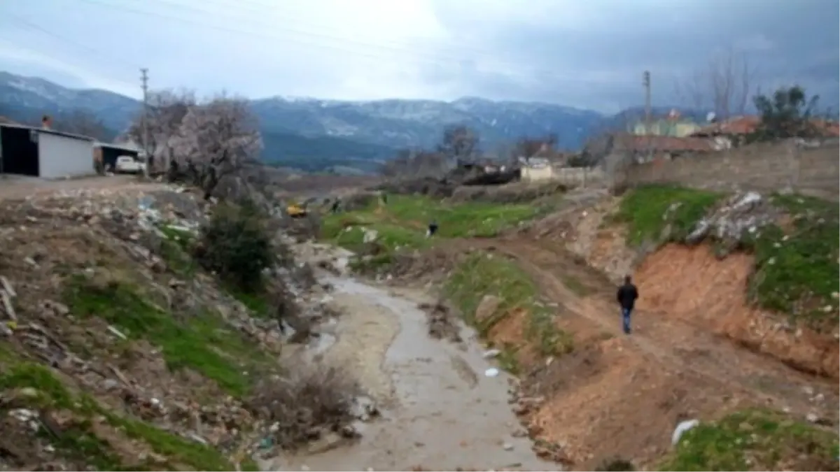 Çinçin Deresinde Islah Çalışmaları Başladı