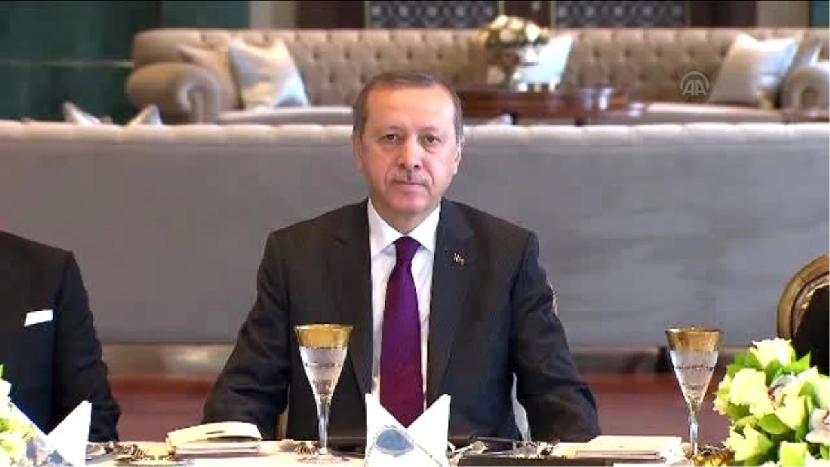 Cumhurbaşkanı Erdoğan, Akademisyenlerle Buluştu