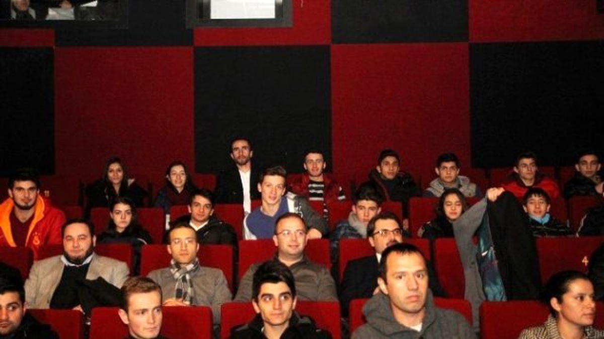 Kağıtsporlu Lider Adayları Kod Adı K.O.Z. u İzledi