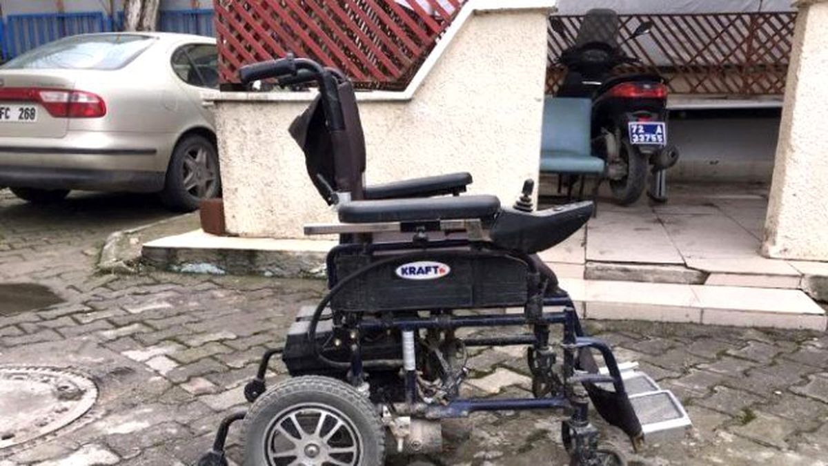 Kayıp Tekerlekli Sandalye Sahibini Arıyor