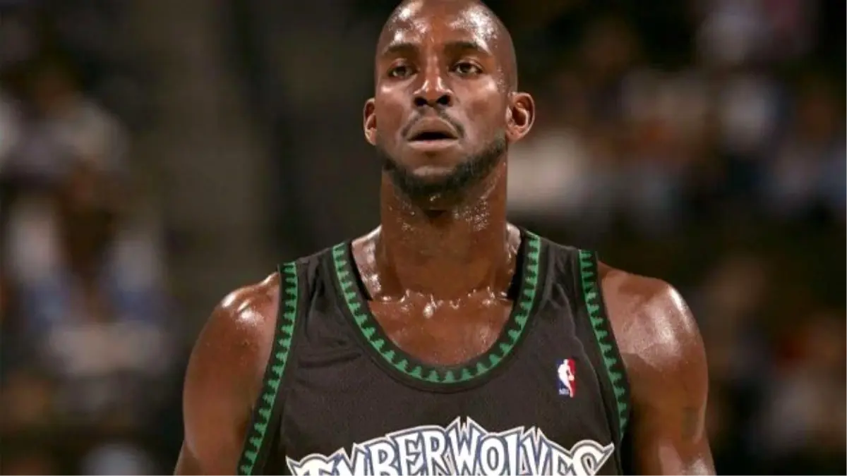 Kevin Garnett Yuvaya Geri Döndü