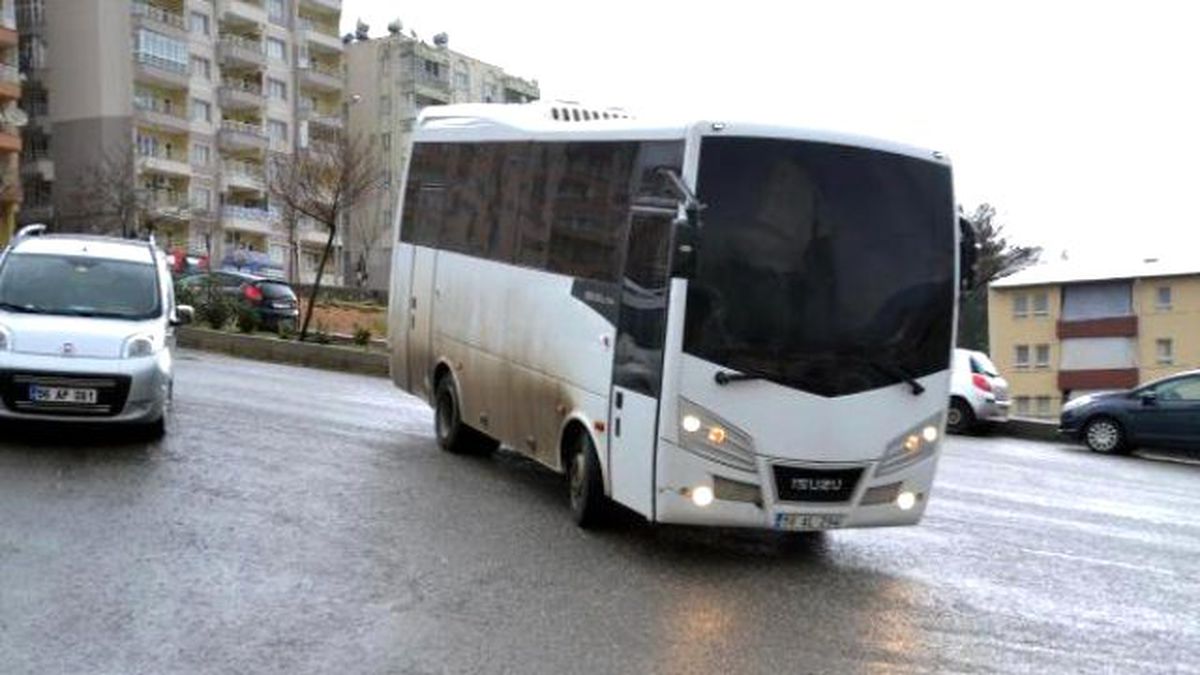 Paralel Yapı\' Operasyonunda Gözaltına Alınan 11 Polis Adliyede