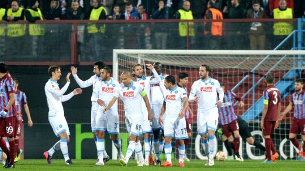 Trabzonspor, Napoli'ye 4-0 Yenildi