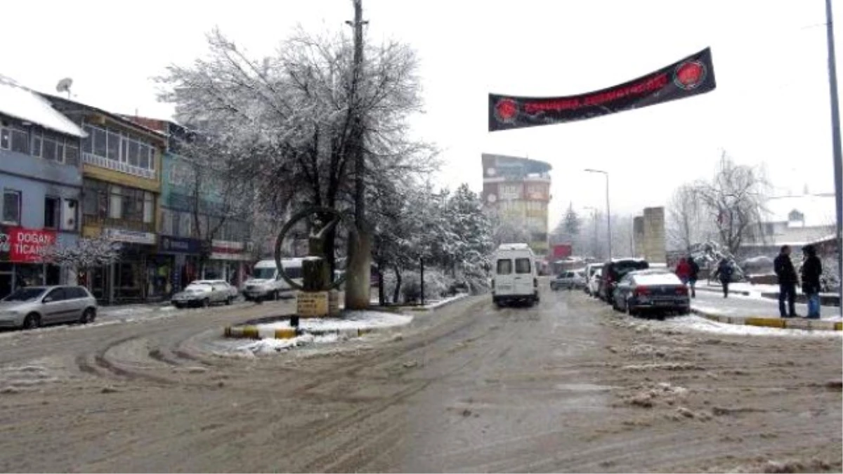 Tunceli\'de Kar Esareti : 200 Köy Yolu Kapandı