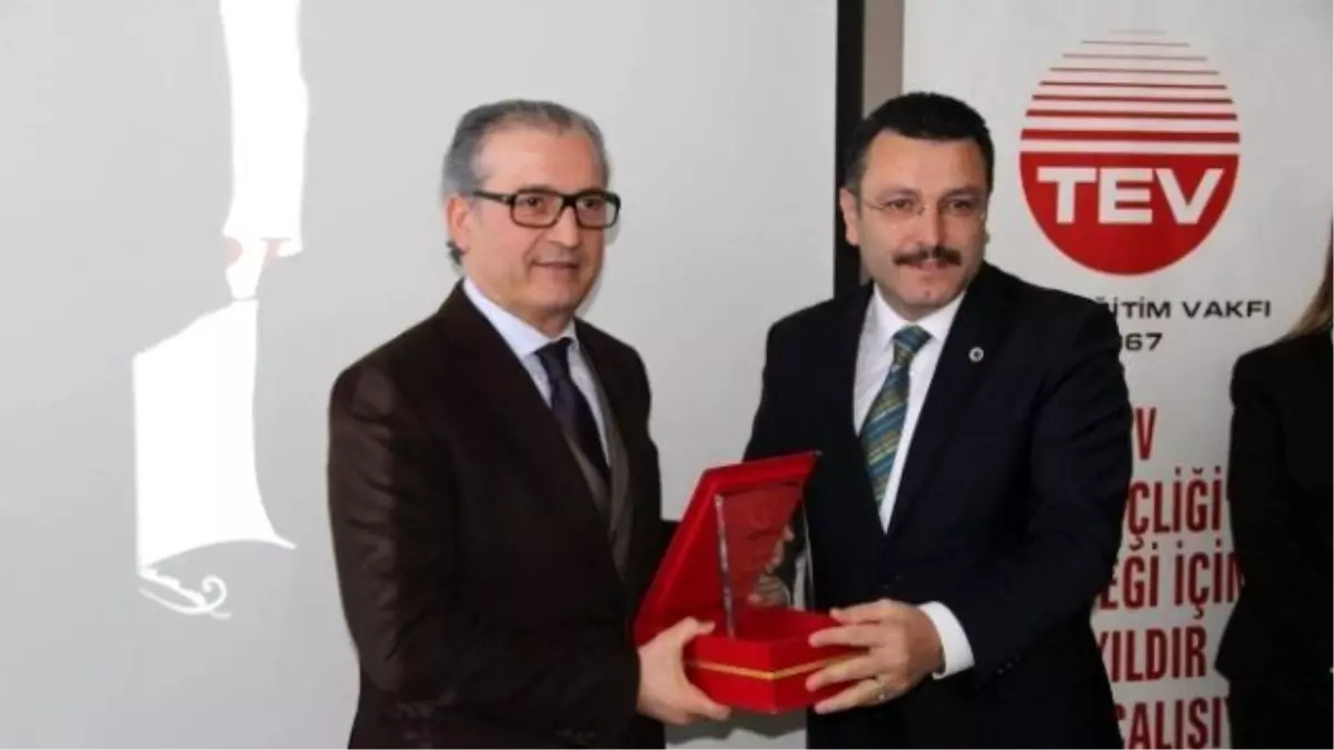 Türk Eğitim Vakfı Trabzon Şubesi 11 Üniversitede 394 Öğrenciye Burs Sağlıyor