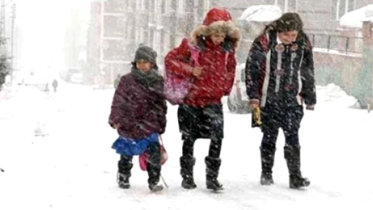 Zonguldak\'ta Eğitime Kar Engeli