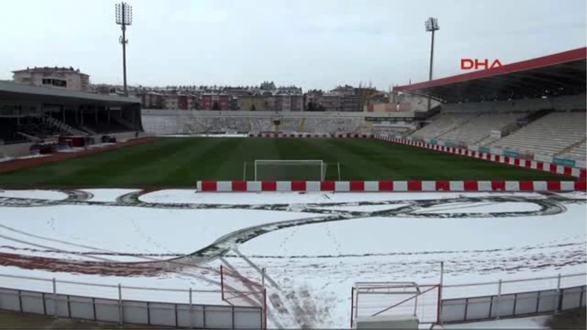 4 Eylül Stadı Sivasspor - Galatasaray Maçına Hazır