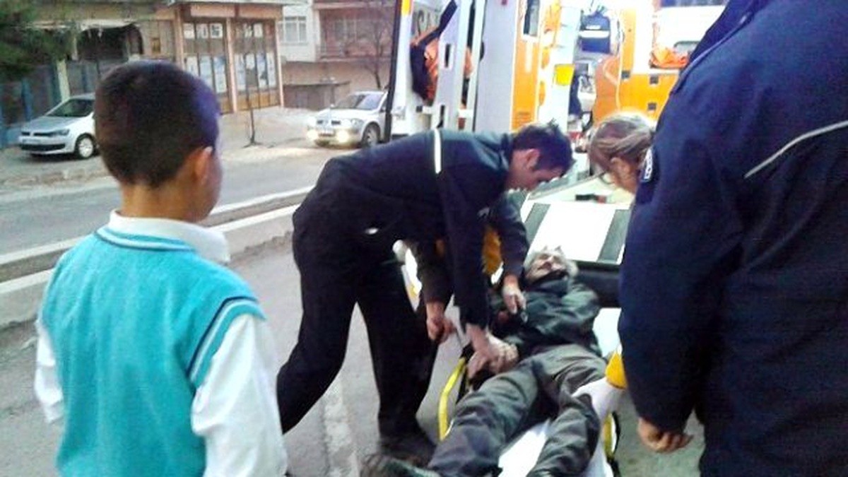 Malkara\'da Alkol Komasına Giren Yaşlı Adam Yere Yığıldı