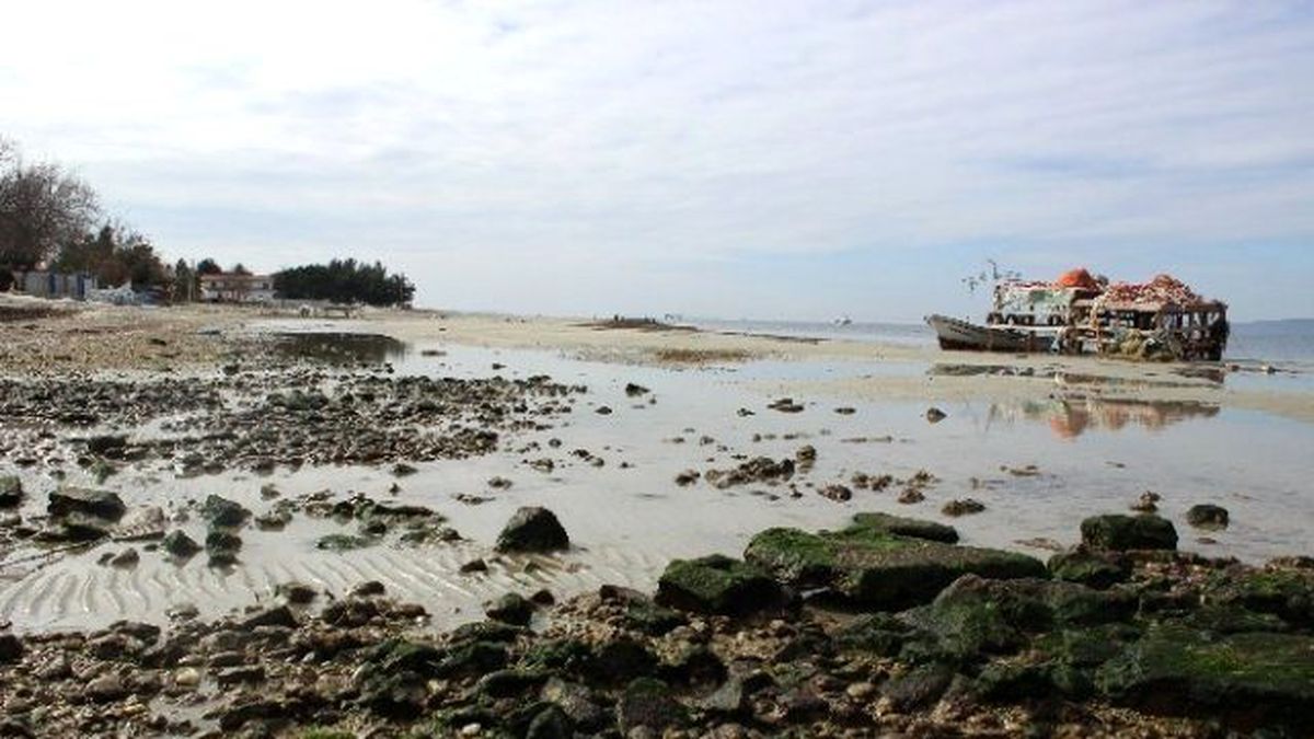 Çanakkale\'de Deniz Çekildi