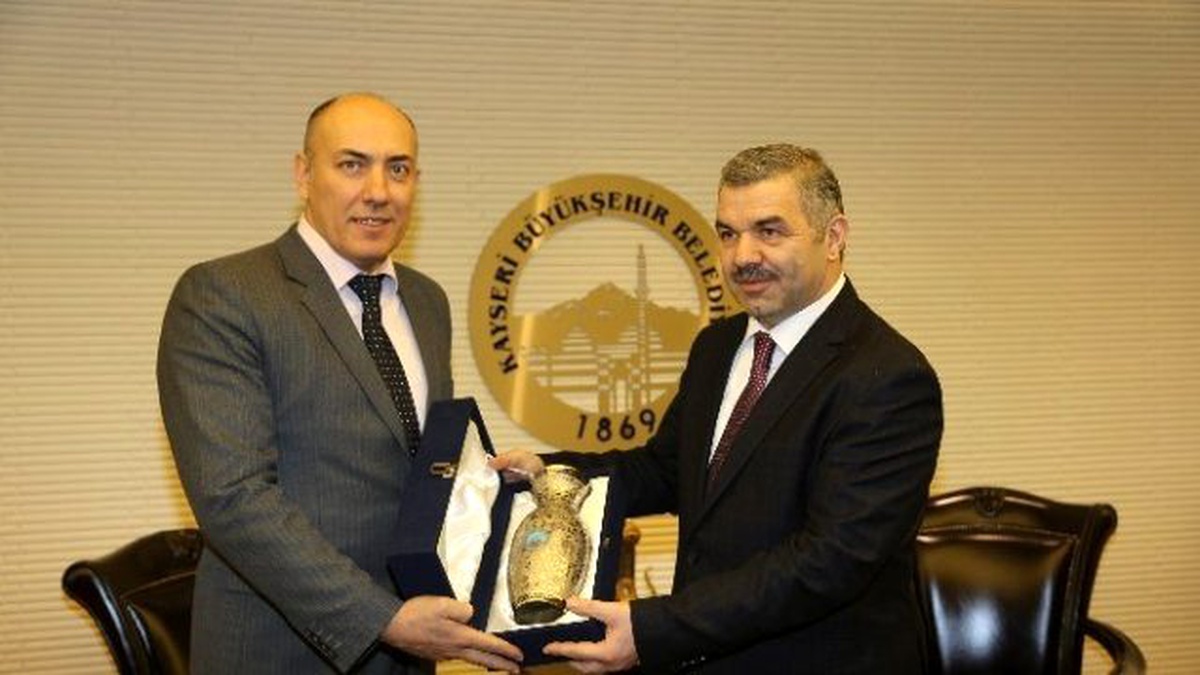 Çelik, Büyükelçi Kudzmanas\'ı Kabul Etti