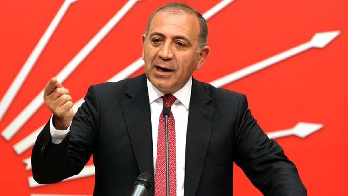 CHP\'nin İlk İcraatı: Gazetelere El Koyacağız