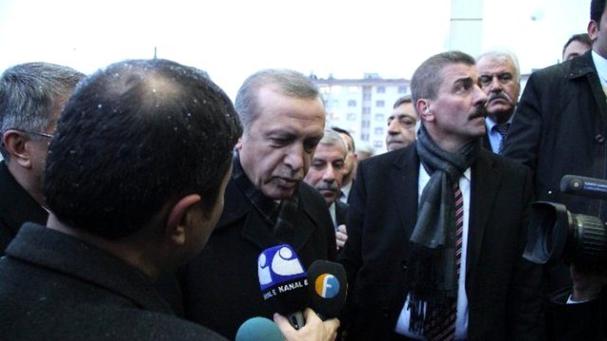 Cumhurbaşkanı Erdoğan, Elazığ Belediyesini Ziyaret Etti