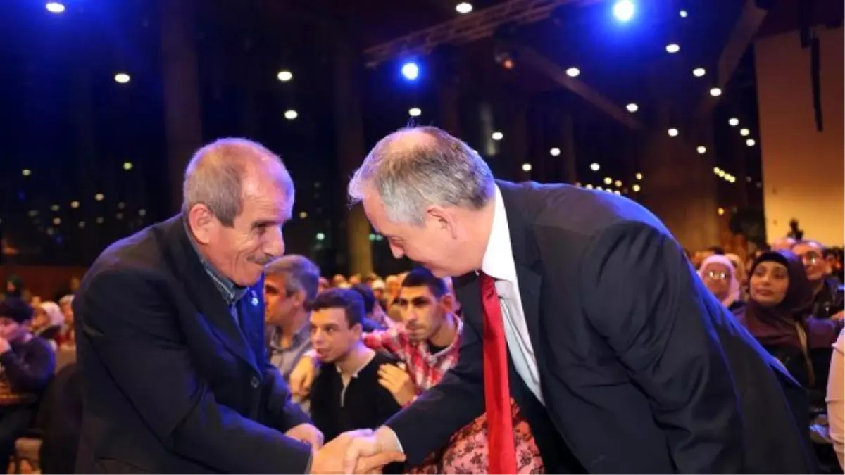 Eyüp'te Engeller Resimle Aşılıyor