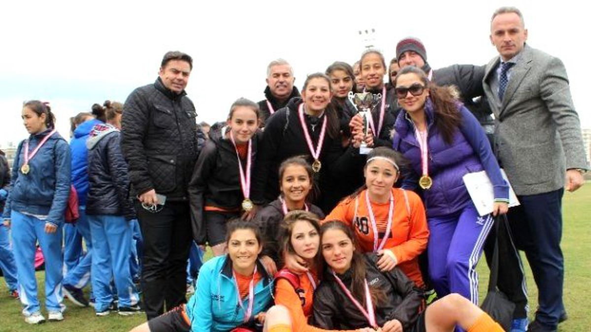Futbol Finalistlerini Seçti