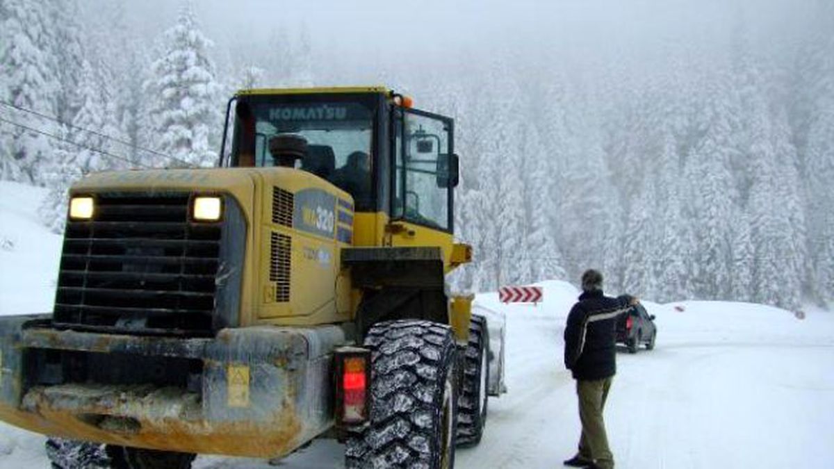Ilgaz Dağı\'nda 24 Saat Kar Mücadelesi